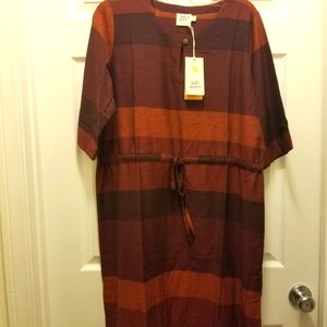 Mata Traders NWT L red burgundy stripe dress